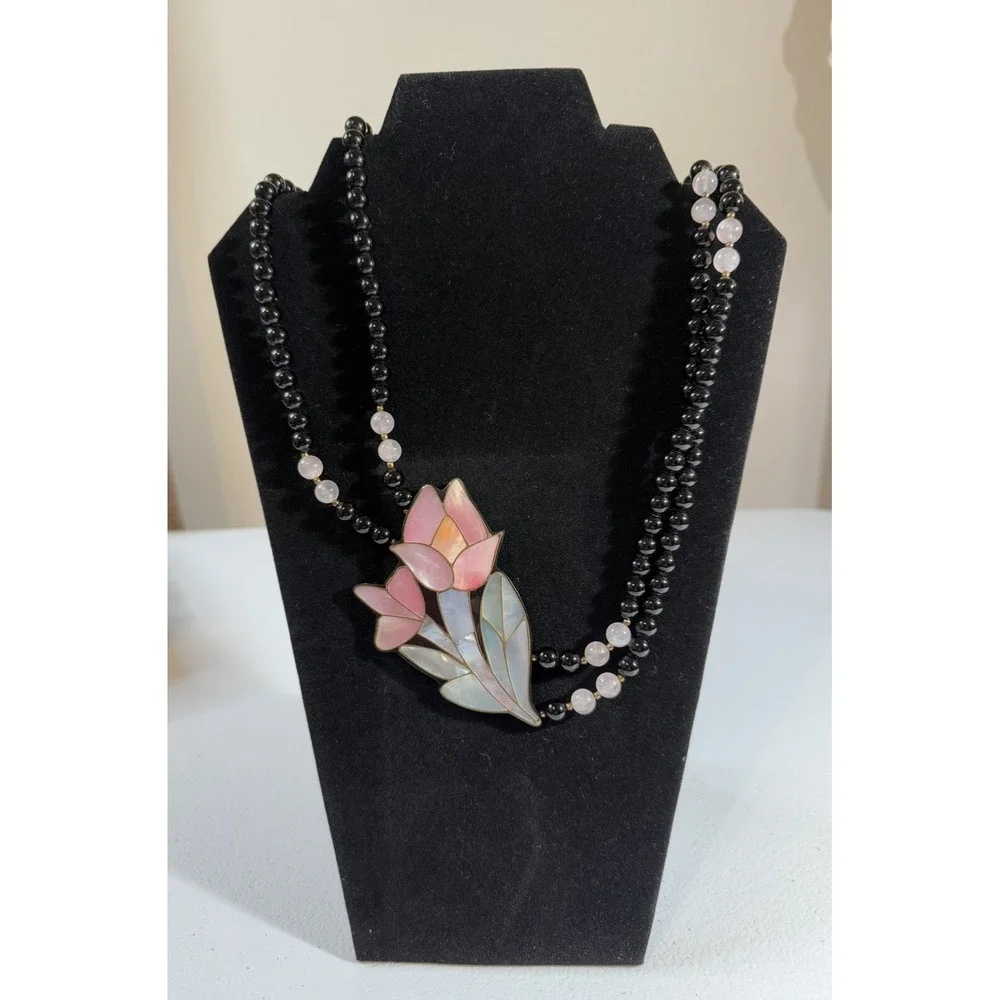 Lee Sands Inlay Mother of Pearl Flower Necklace Accent Bead Barrel Clasp 1980's - Picture 1 of 6